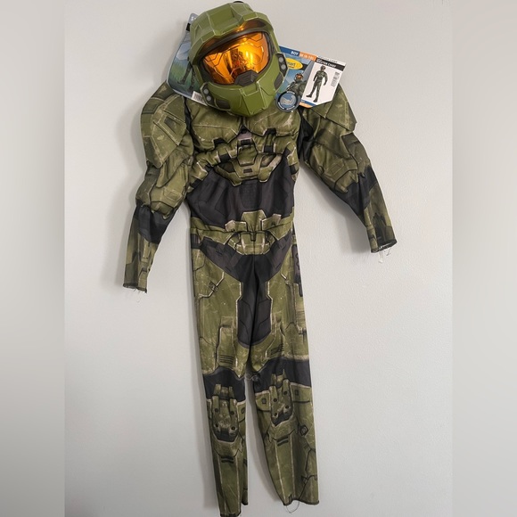 NWT Halo Infinite Master Chief Padded Muscle Light Up Mask & Video Game Jumpsuit - Picture 13 of 16